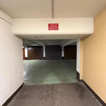 Standing - Piscine - Vue * Антіб