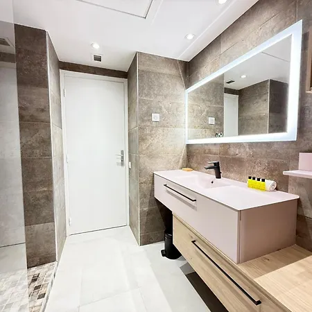 Apartment De Standing - Vue - Piscine *